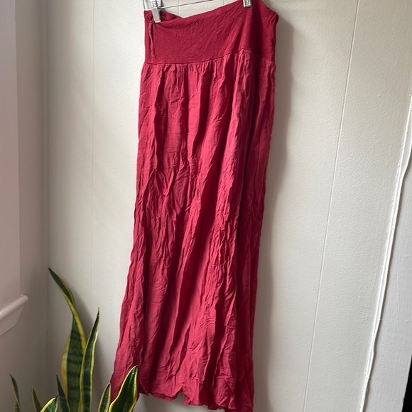 Easy Breezy Italian-Style Maxi Skirt - Picture 1 of 2